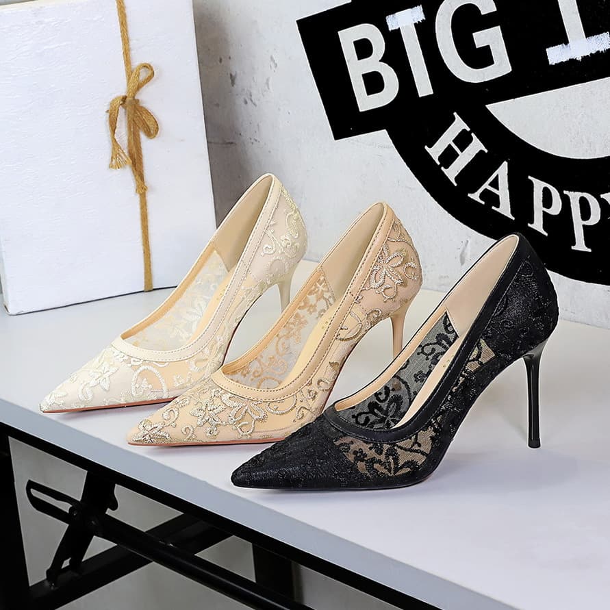1788 European and American Style Hollow Ultra High Heel Women's Shoes Pointed Toe Low Cut Banquet High Heels Flower Thin Heel Lace Single Shoes for Women