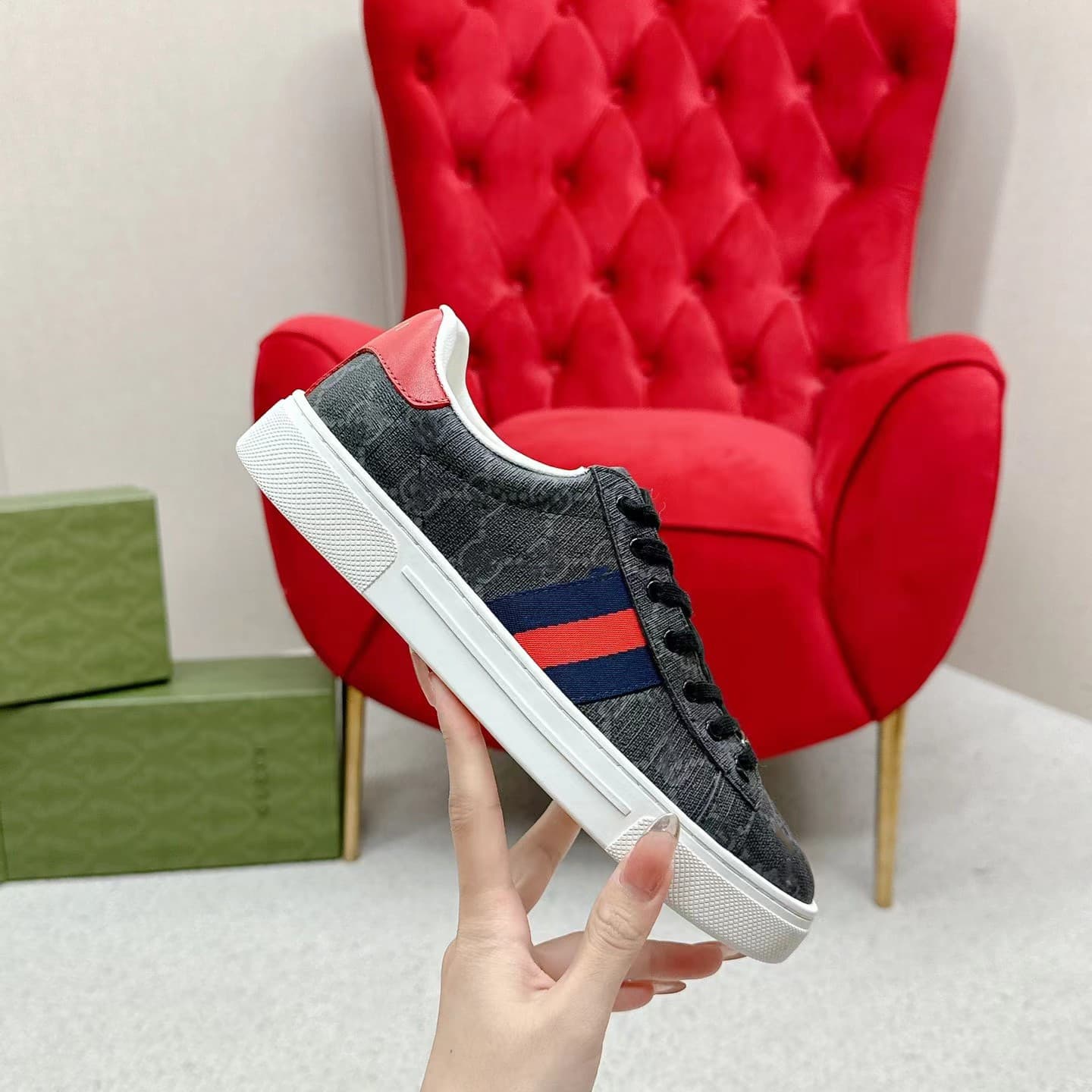 Cross-border G Home New Little Bee 2nd Gen White Shoes Men 2025 Fashion Chunky Sole Versatile Casual Couple Skate Shoes