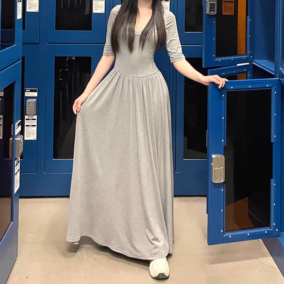 Ballet style dress for women in summer, slim round neck, mid-sleeves, short-sleeved long skirt, waist-cinching temperament, pleated skirt, large hem skirt