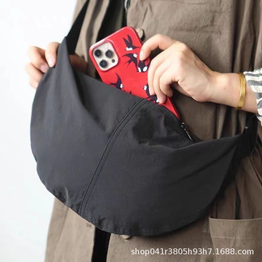 Casual Nylon Women's Crossbody Bag With Wide Shoulder Strap Simple Lightweight Moon Bag B510 ATV UTV Bags Storage