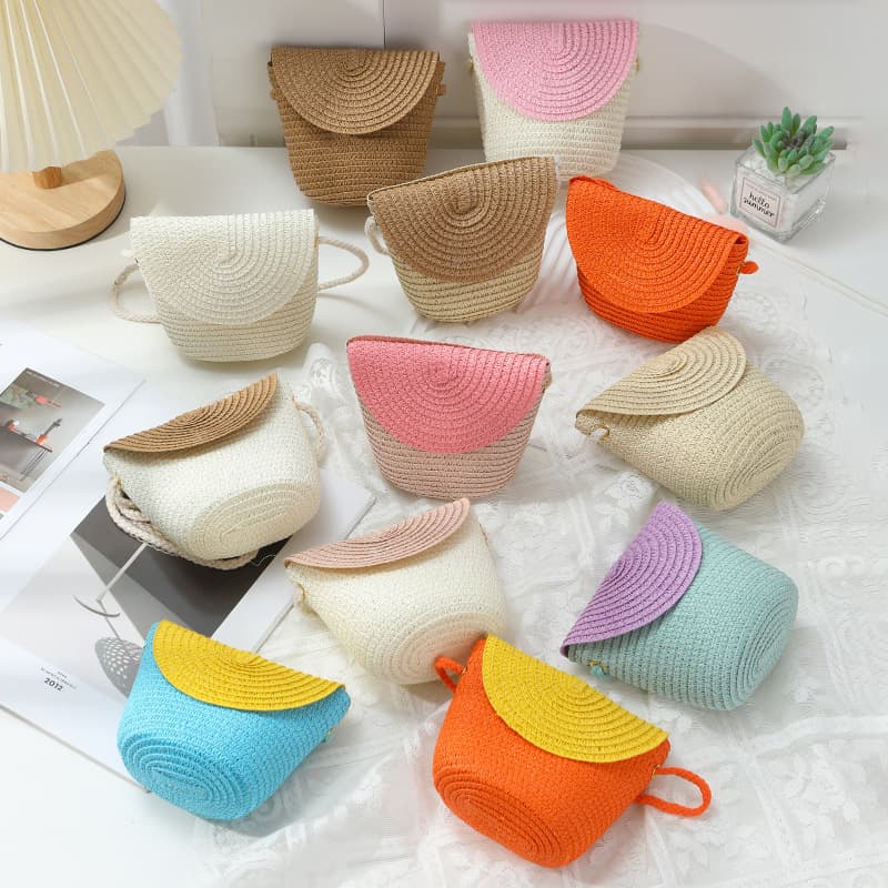 Summer Beach Vacation Straw Woven Bag 2025 New Bohemian Straw Bag Women's Crossbody Small Bag