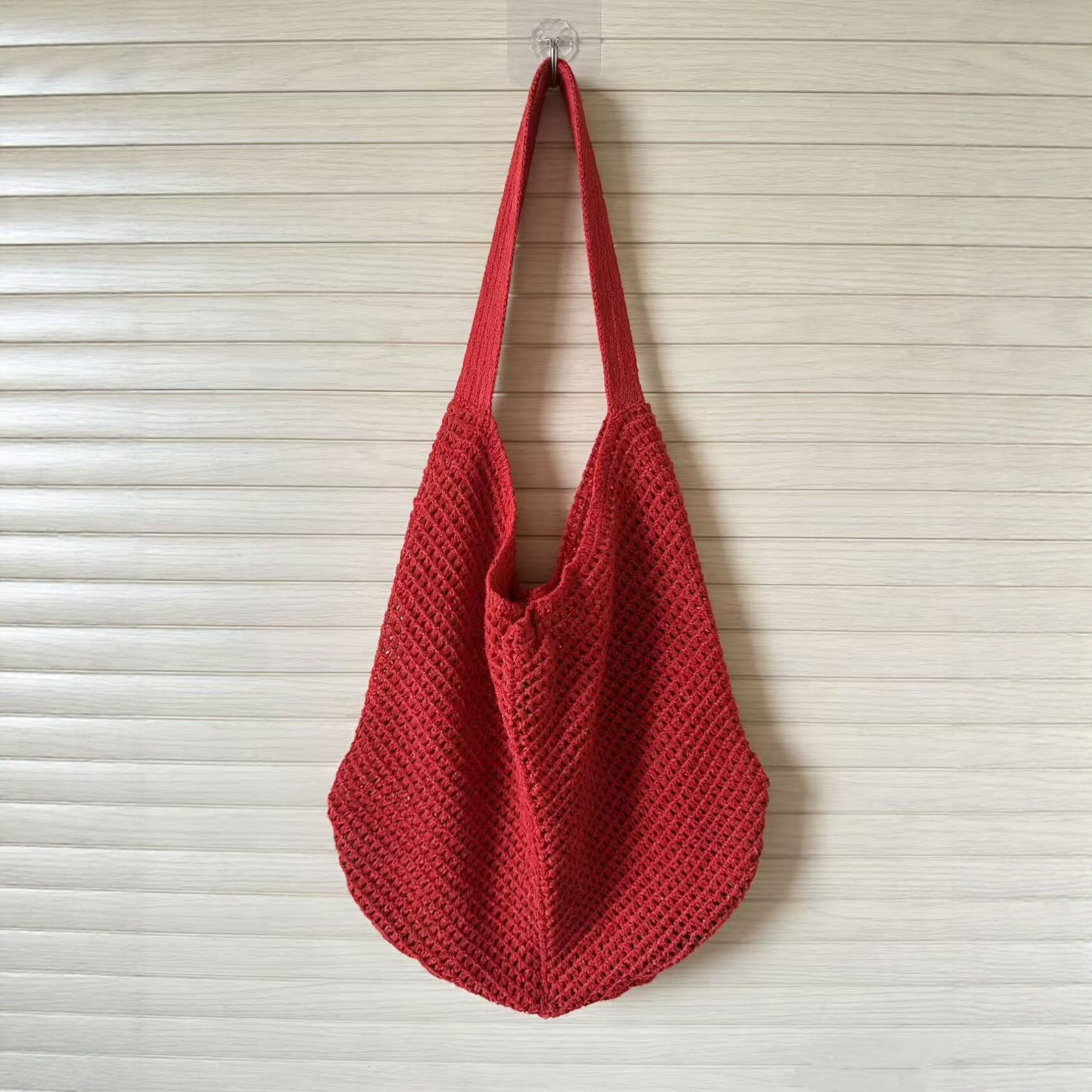 Knitted Single-Shoulder Bag Women 2025 New Woven Hollow Beach Bag Large Capacity Tote Daily Versatile Trendy Bag