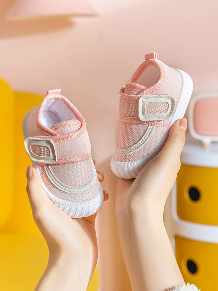 Children's Kindergarten White Sneakers Boys Girls Sports Shoes Indoor Floor Shoes Canvas Shoes Autumn Winter Wholesale