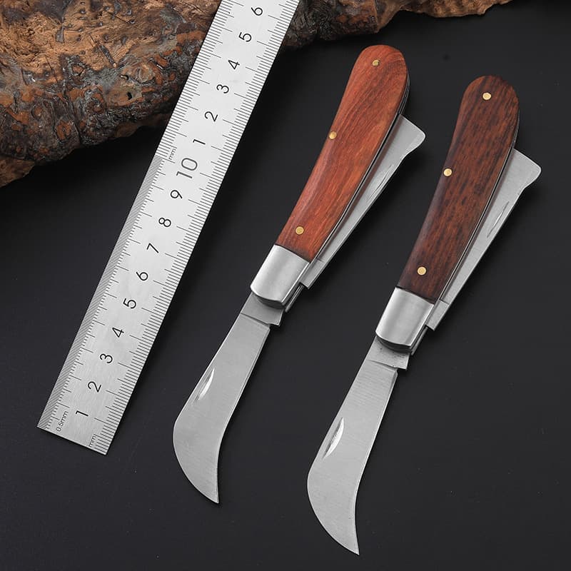 Manufacturer's direct-powered folding straight-blade curved-blade stainless steel wire stripper cable knife dual-purpose electrician's knife with insulation.