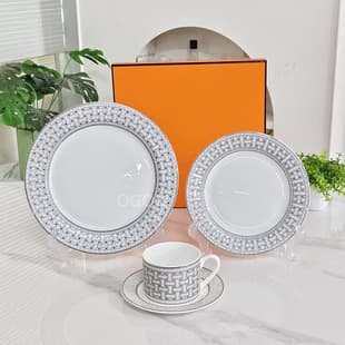 European Light Luxury Home Decoration Bone China Gray Horse Carriage Series 4-Piece Set Household Cup and Saucer Housewarming Birthday Gift