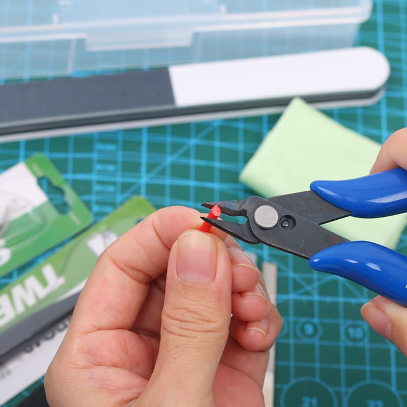 Gundam Model Assembly Tool Beginner Basic Set Figure DIY Starter Kit with Nippers and Tweezers