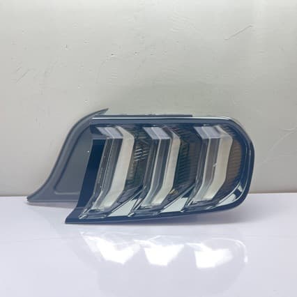 Suitable for 2015 - 2017 Ford Mustang Led Tail Lights