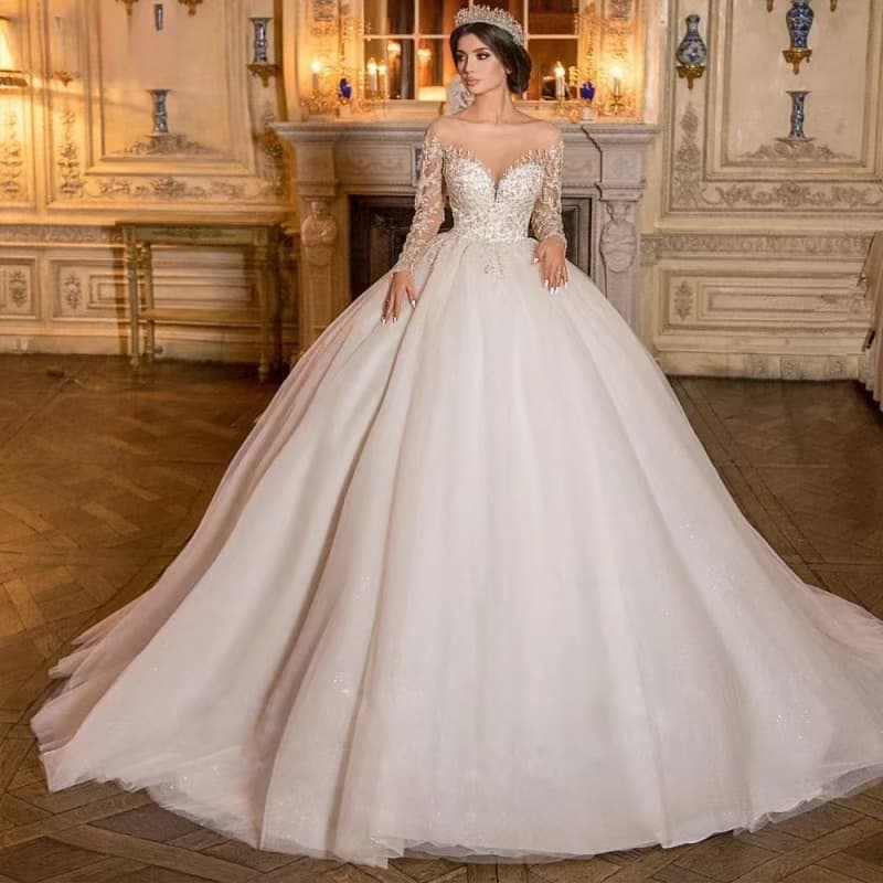 Fashion Wedding Dress 2025 New French Style Bride with Starry Sky Train, Long Sleeves That Cover the Arms, Ultra-Fairy and Dreamy Forest Style