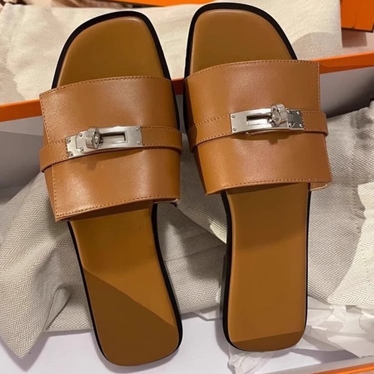 2026 New French Buckle Metal Genuine Leather Flat Slide Sandals for Women, Trendy Half Slippers for Outdoor Wear