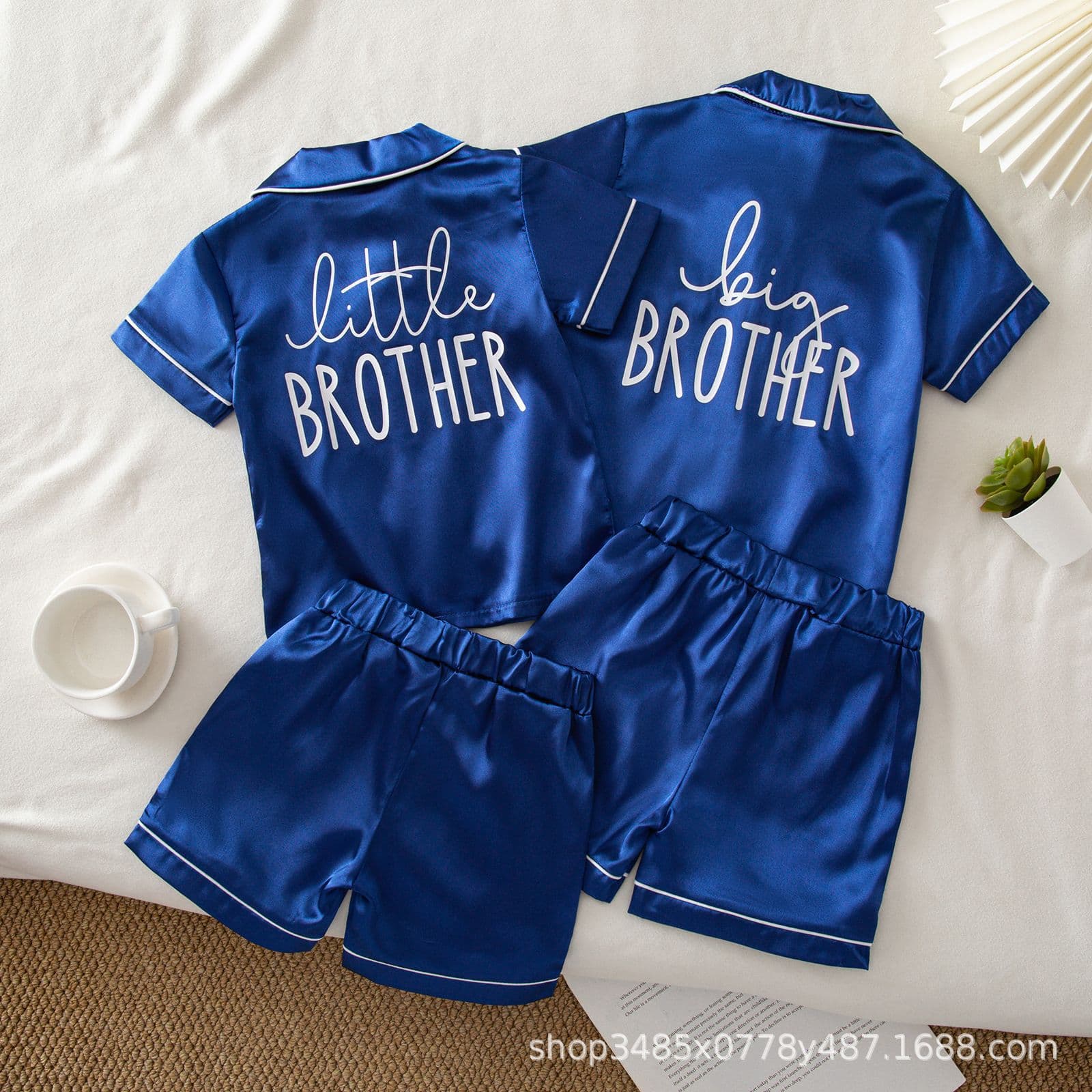 Foreign trade summer children's pajamas set short-sleeved shorts cardigan set boys home clothes factory straight hair