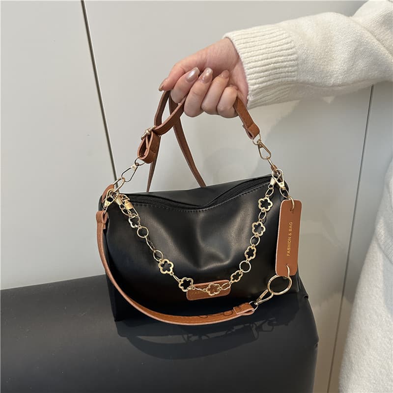 Large capacity women's new fashion texture 2025 casual texture pillow bag chain shoulder portable crossbody bag