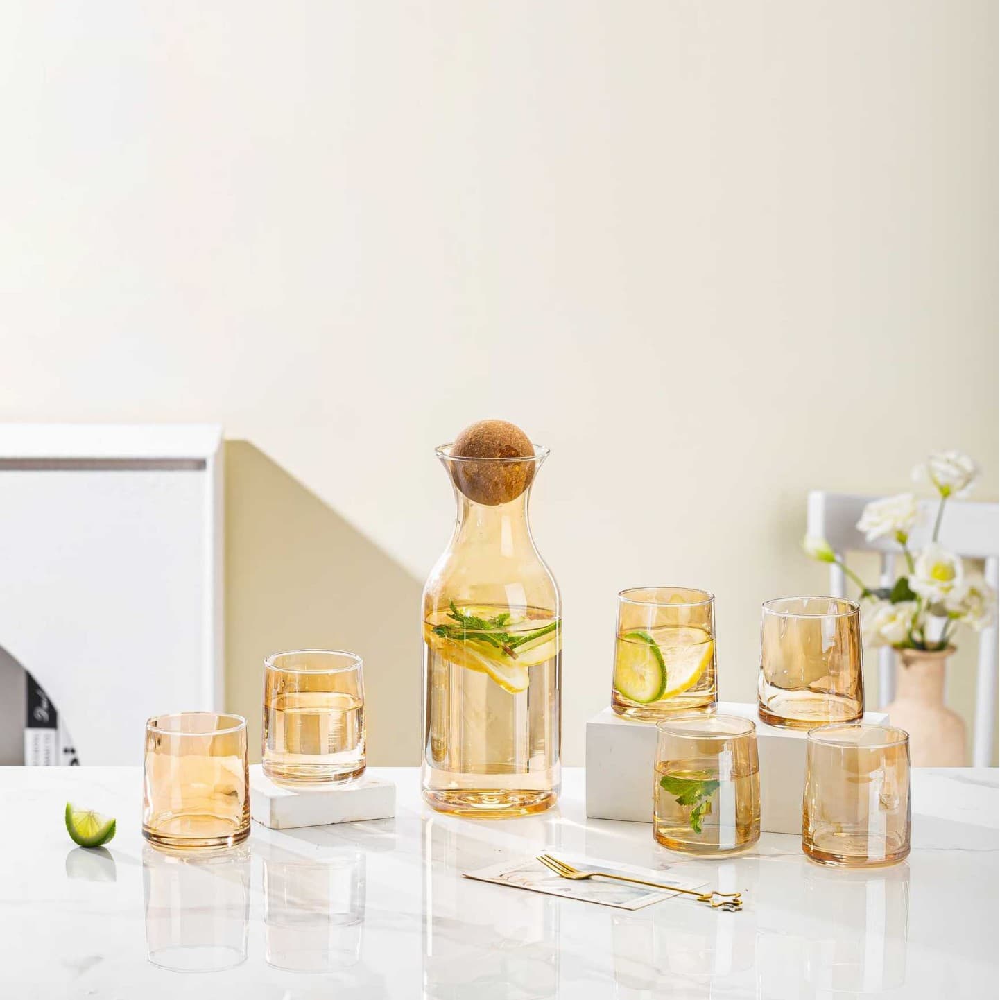 Glass Cold Water Pitcher Heat-Resistant Premium Water Set Large Capacity Carafe Stylish Glass Cups Gift