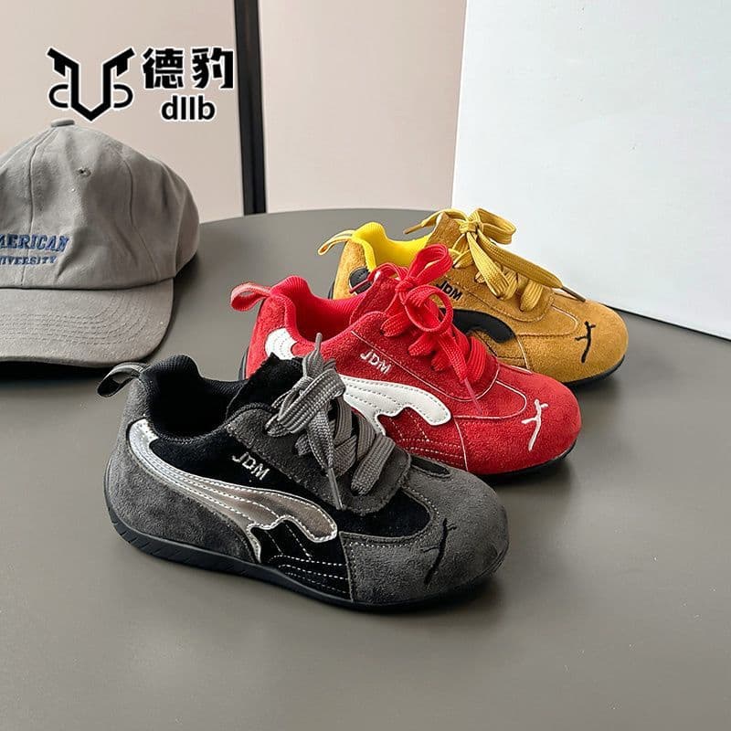 Girls' sneakers, 2025 winter new style, black cotton-padded children's shoes, boys' soft-soled fleece-lined sneakers, trendy.