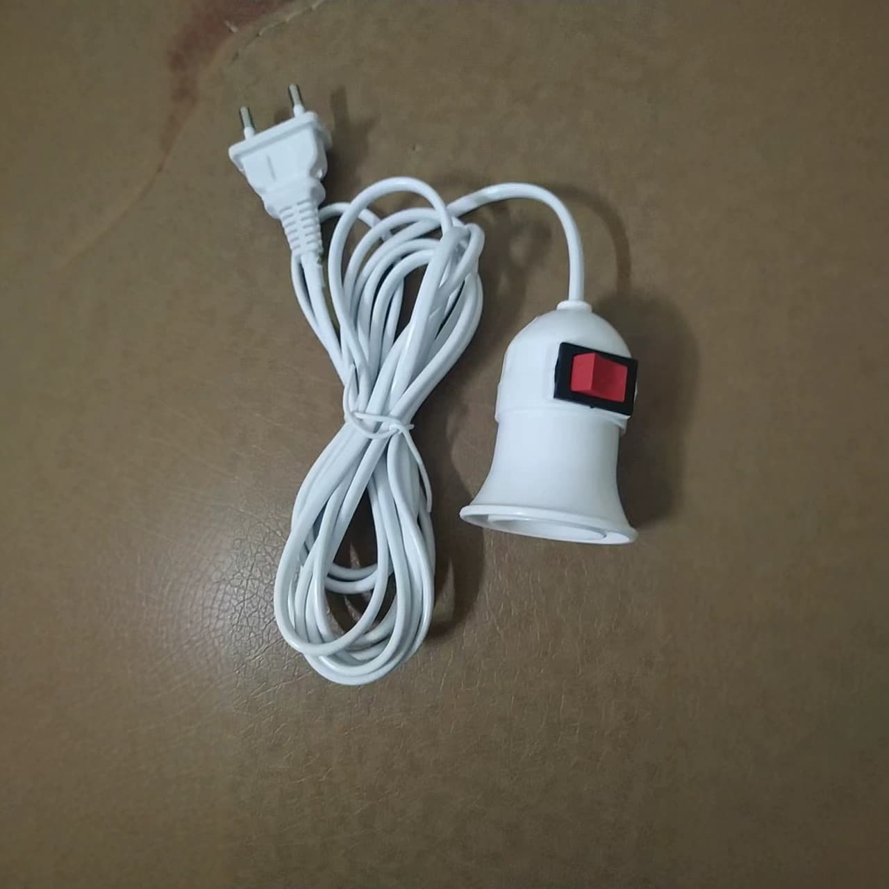 Foreign trade European standard E27 screw socket with switch and cord, pendant-style with 3/5/8/10 meter power cord, manufacturer wholesale.