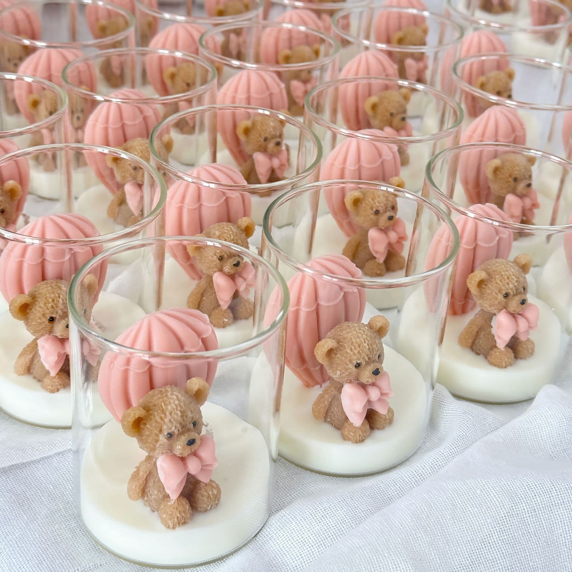 Bow Tie Bear Hot Air Balloon Birthday Gift Scented Candle Home Decor Ornament Party Wholesale Cross-Border Supply