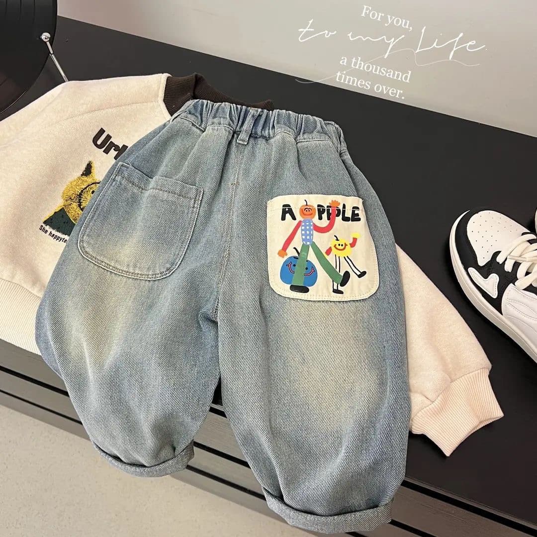 Kids Jeans Spring and Autumn 2026 New Children's Spring Stylish Outerwear Heart Print Baby Girl Spring Pants Printed