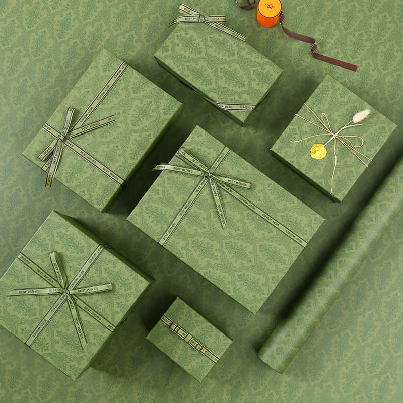 Birthday Gift Box Green Gift Box Large and Small Size Lipstick Cup Perfume Cosmetic Packaging Empty Box Souvenir