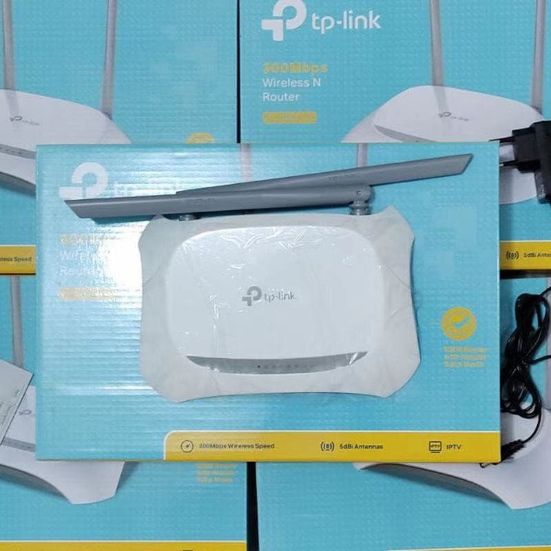 TP 841N Dual Antenna 300M Home Wireless Broadband Router English Version Power Supply US, EU, UK Standards