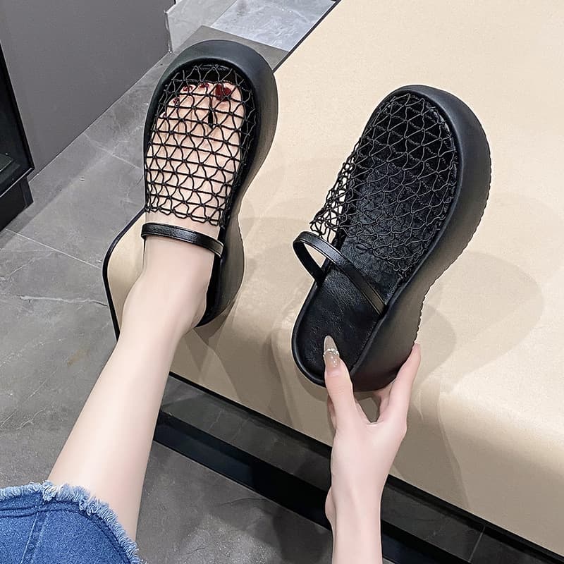 2026 New Mesh Thick Sole Platform Slides for Petite Figures, Closed-Toe Fishnet Slides, Summer Hollow Fashion Mules