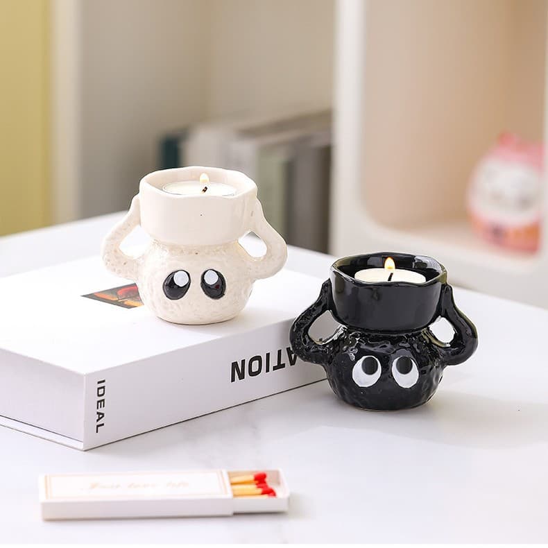 Creative Ceramic Candle Holder Cute Cartoon Desktop Decorative Ornament Aromatherapy Candle Stand Romantic Couple Birthday Gift