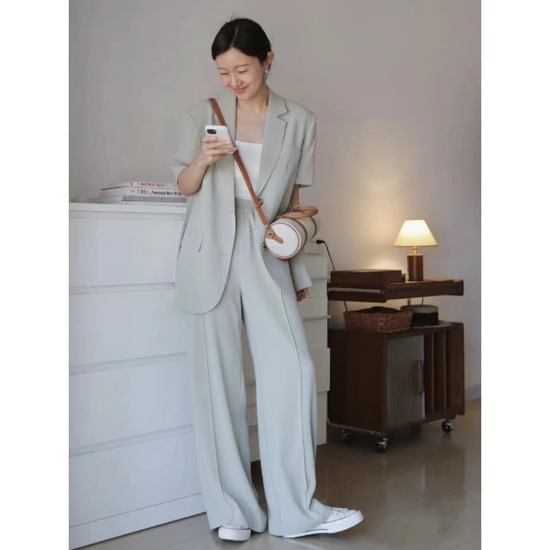 2683 Plus-Size Women's Short-Sleeve Suit Set, Elegant Goddess Style for Professional Commuting, Two-Piece Summer Thin Version