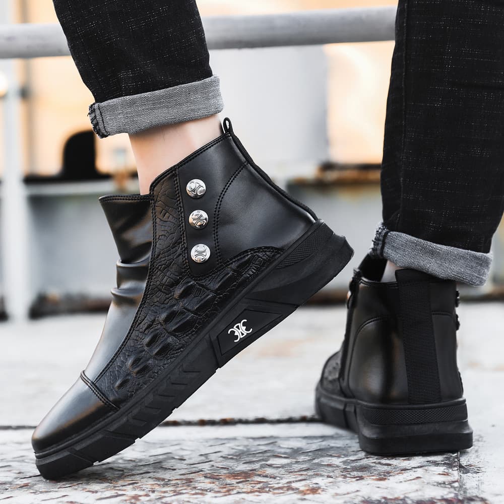 Men's high-end leather shoes, 2025 autumn/winter style, leather upper, British style, crocodile pattern, cotton-padded Martin boots.