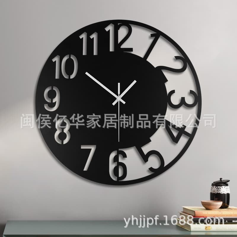 Amazon Wall Clock, Cross-Border Simple Clock Retro Clock Creative Decorative Wall Clock, Round Iron Art Roman Wall Clock