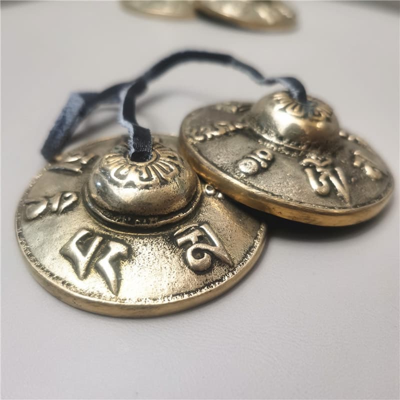Authentic Nepalese Handmade Brass Tingsha Bells Chime Cymbals Ding Xia Strike Bell Ding Dong Yoga Accessories Six-Syllable Bell