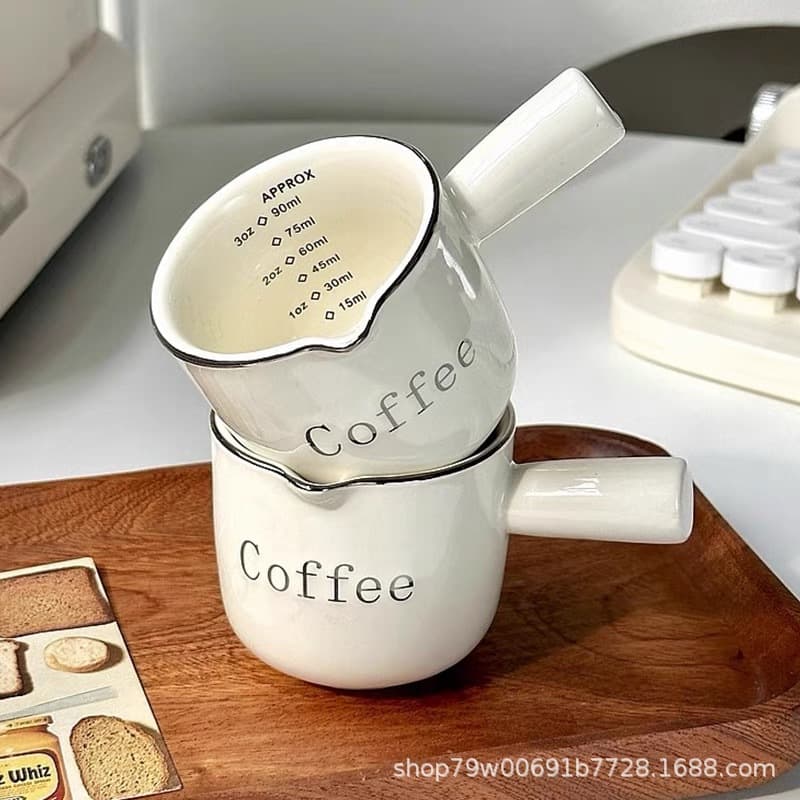 High-looking espresso small milk cup ceramic milk jug with scale extraction cup liquid measuring cup graduated ounce cup