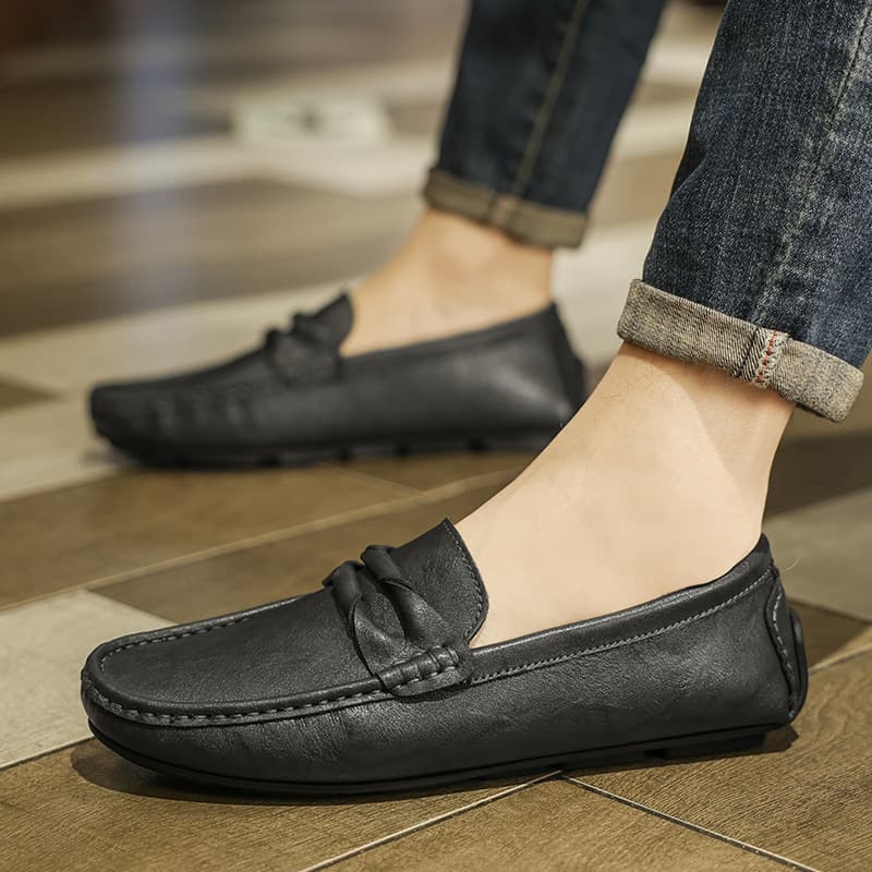 Men's Casual Loafers Breathable Driving Shoes British Style Spring Autumn Flat Heel Round Toe Rubber Sole Comfortable Slip-On