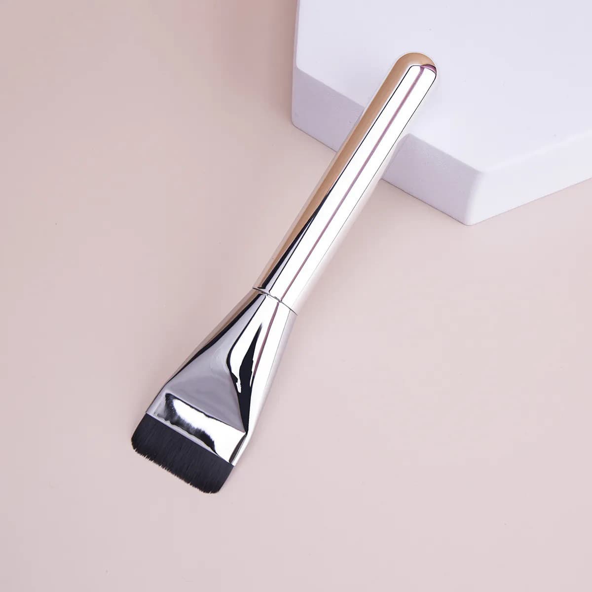 Upgraded Foundation Brush Flat Fox Shape Flat Head One-Letter Shape Non-Absorbing Soft Bristle Makeup Brush Concealer Contouring for Beginners