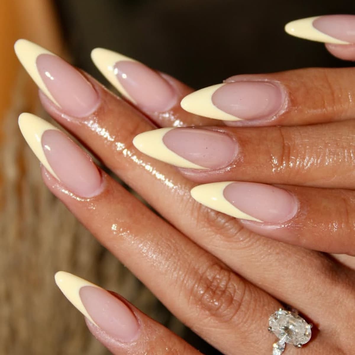 Cross-border French manicure nail tips yellow wearable nails long almond shape removable fake nails simple and premium nail pieces