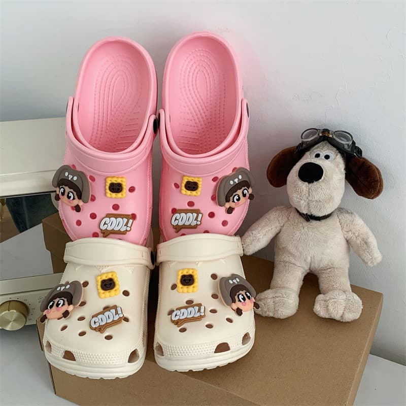 Croc Shoes Female Cartoon Cute Baotou Sandals Summer Fashionable Outerwear Thick-Soled Beach Non-Slip Slippers