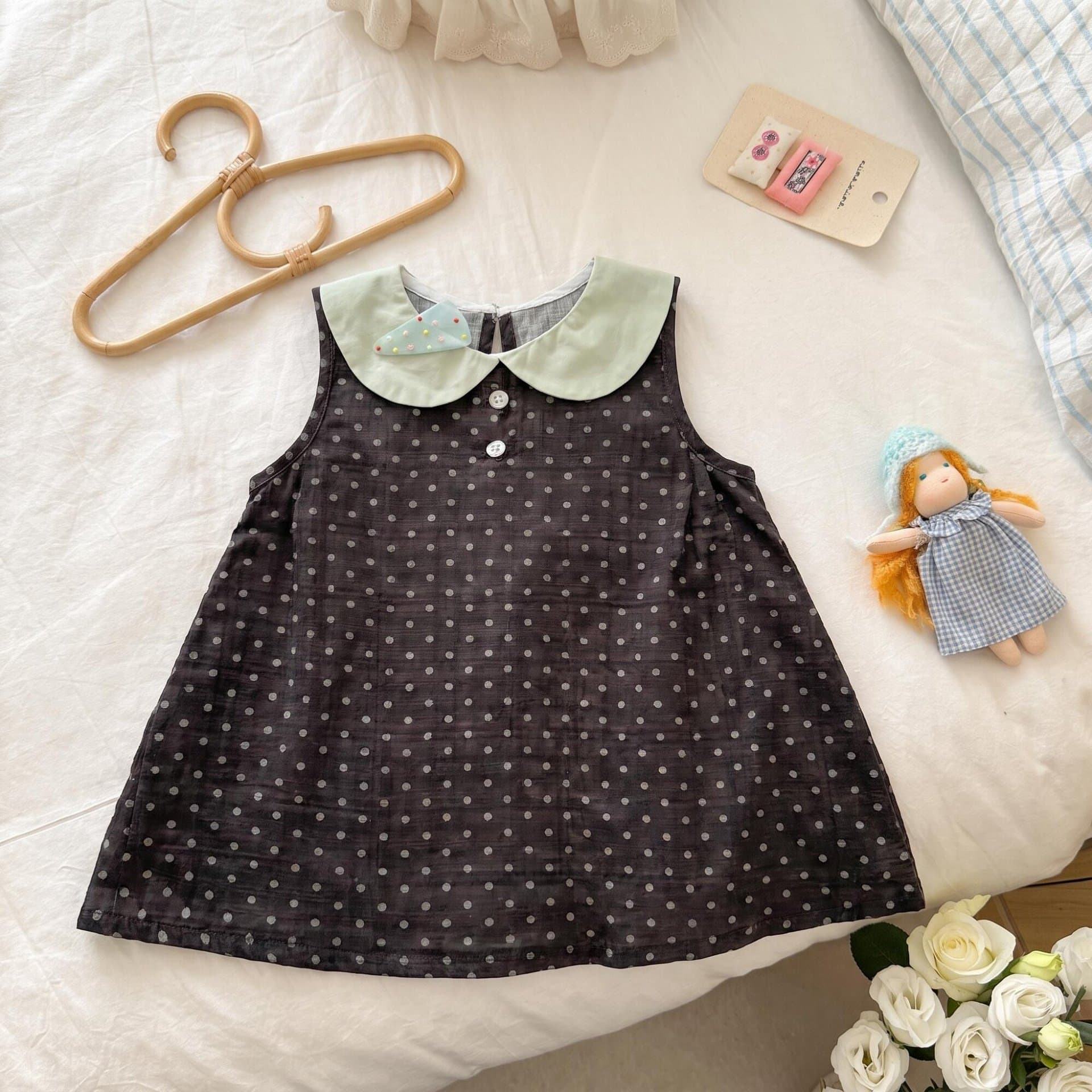 Girls summer retro polka dot vest dress baby girl 2026 new lapel dress girl cotton A-line skirt