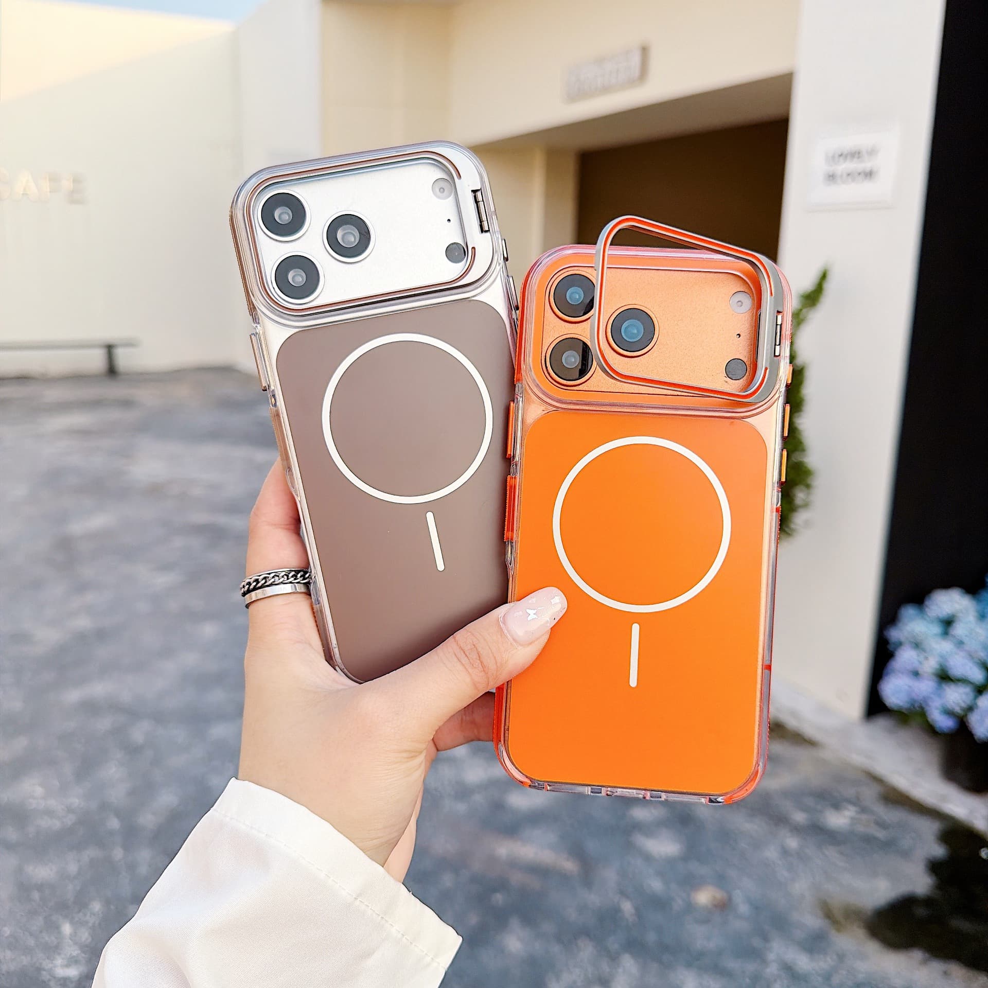 New Product Suitable for Apple 17 Pro Max Magnetic Phone Case Frame Bracket iPhone 16/15 Frosted Anti-Slip Case