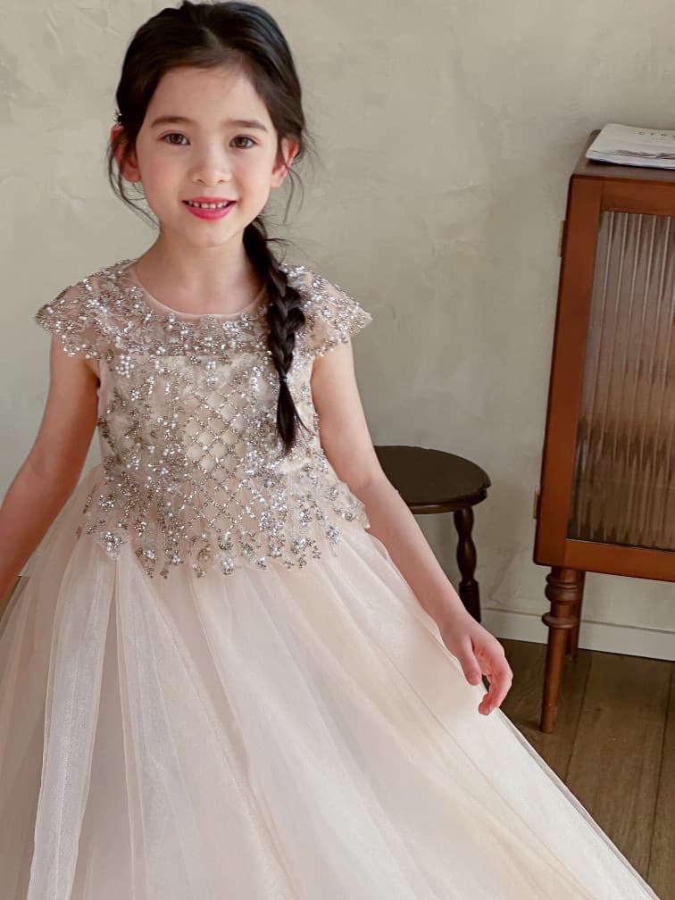 In Stock Children's Summer New Fashionable Girls Dress Kids High-End Piano Performance Champagne Mesh Tulle Gown