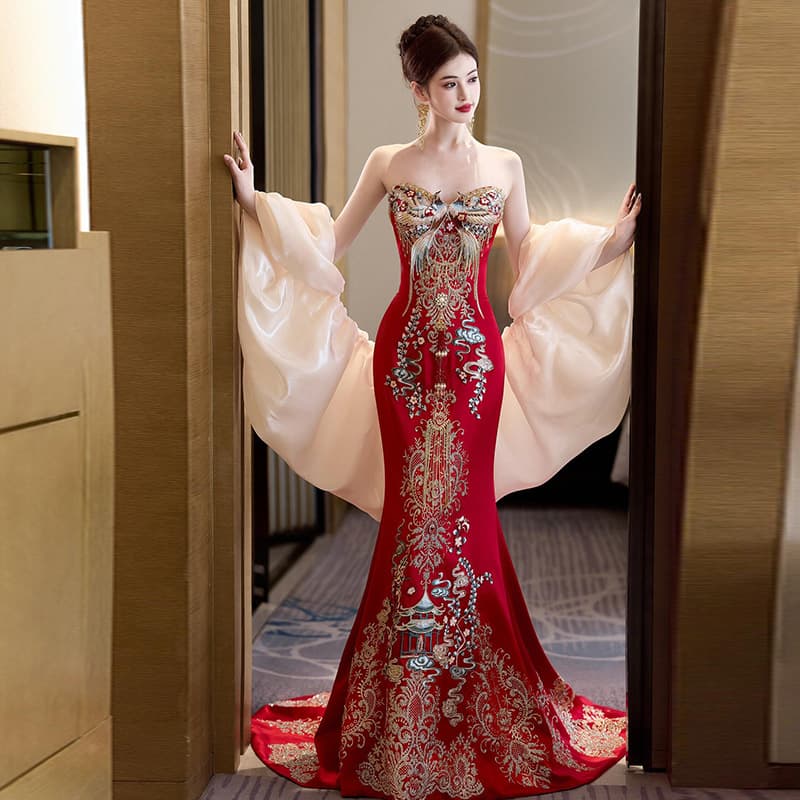 Heavy-duty trailing gown, 2025 new style, bridal wedding dress, Chinese style, toasting dress, high-end luxury wedding gown for brides.