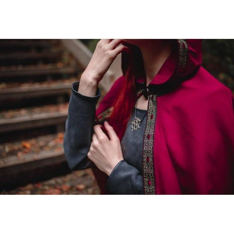 2019 Multicolor Vintage Lace Medieval Queen Cloak Movie Theater Shooting Cape Shawl Coat