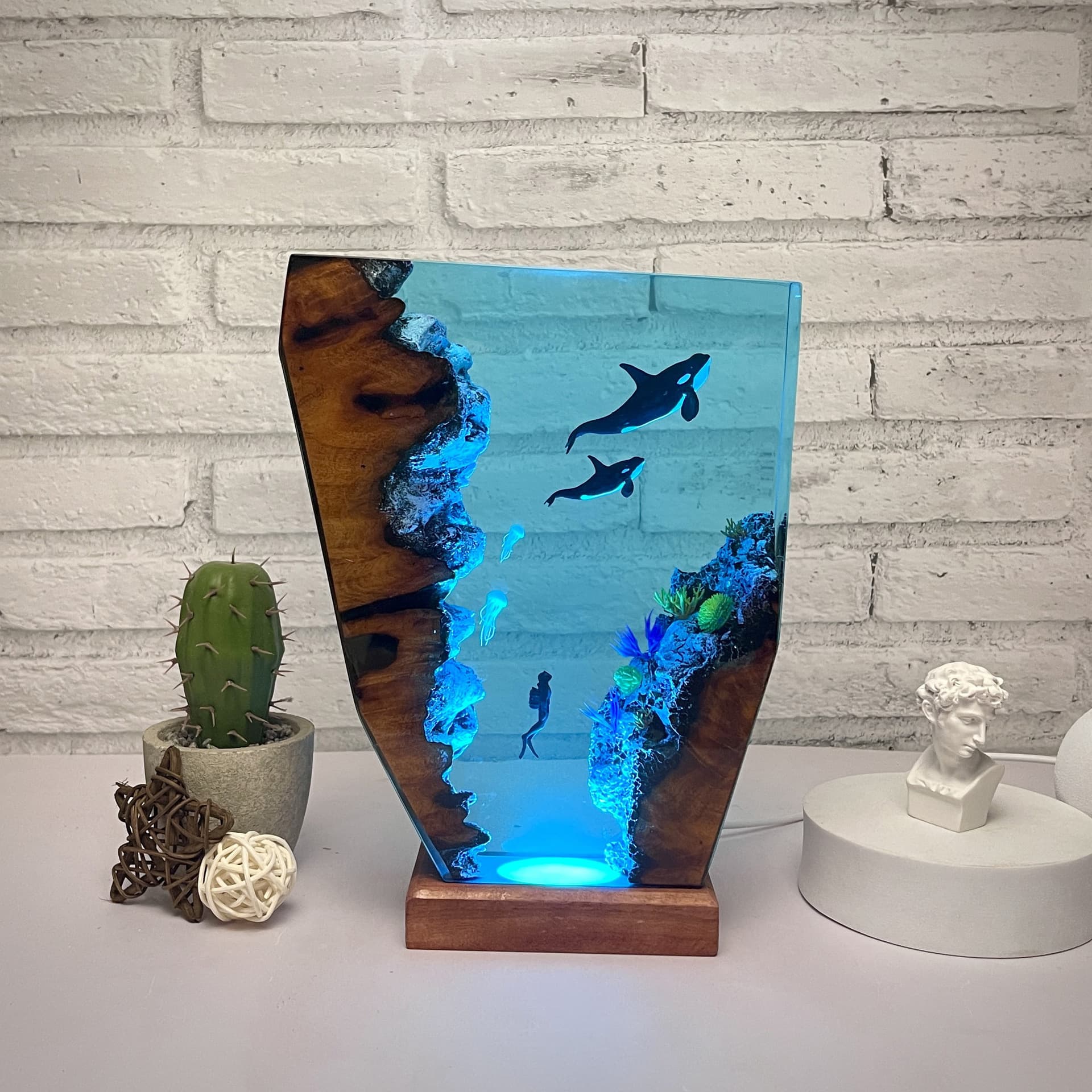 Orca Dad, Mom, and Baby Orca Resin Lamp Ocean Resin Lamp Gift for Mom