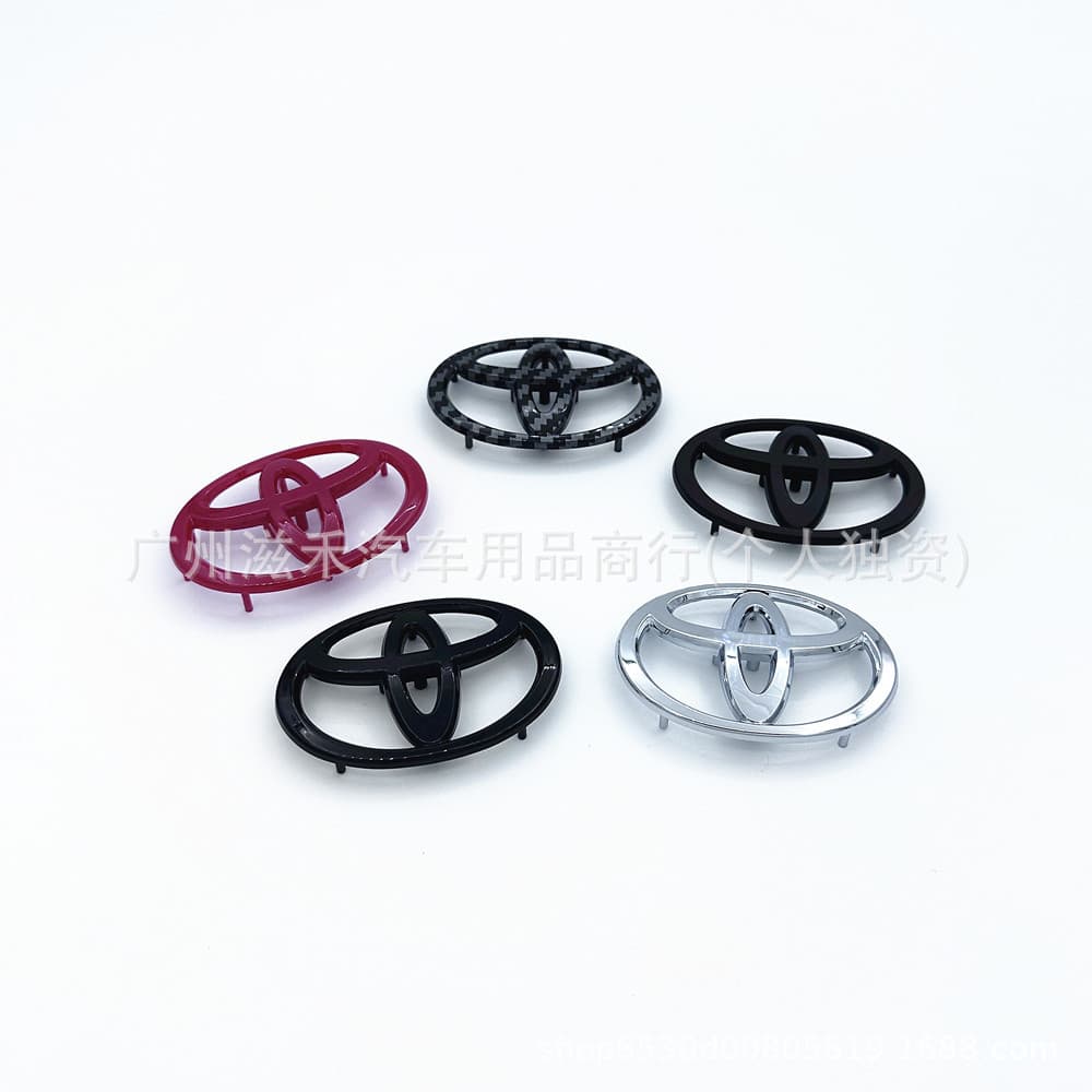 Toyota steering wheel logo is suitable for Corolla Camry and Vios Corolla RAV4 Highlander logo.