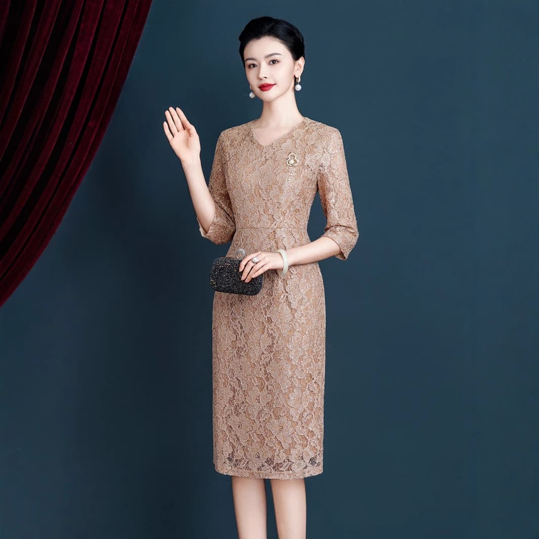 2025 Spring New Arrival Dress, Champagne Apricot Lace Wedding Banquet Mother/Mother-in-Law Dress, One-Piece Drop Shipping