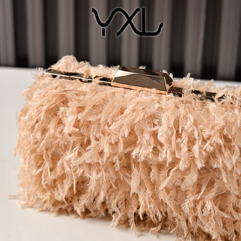 New Style Tassel Evening Bag, Fashionable Furry Evening Dress Bag, Party Wedding Bag, European and American Fashion Clutch Bag Manufacturer