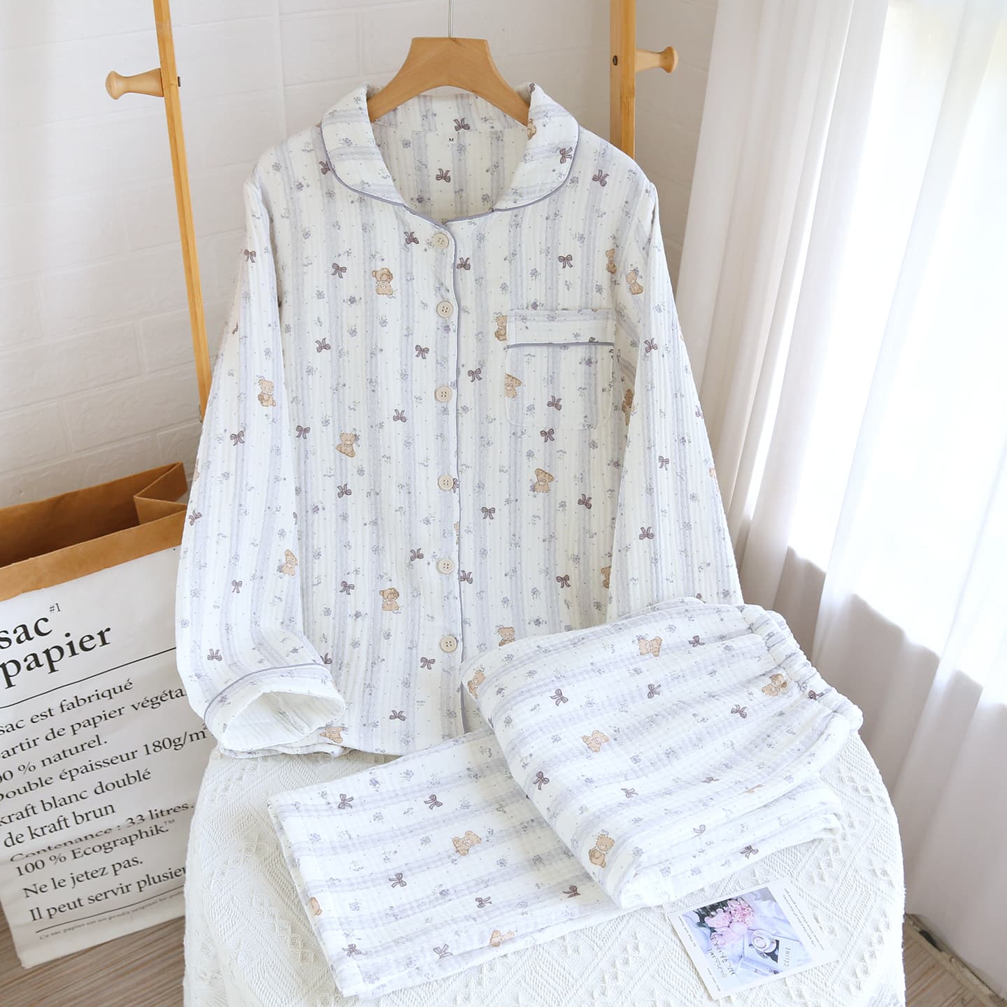 2026 new crepe four-layer gauze pajamas women's home wear set thickened crepe lapel floral set