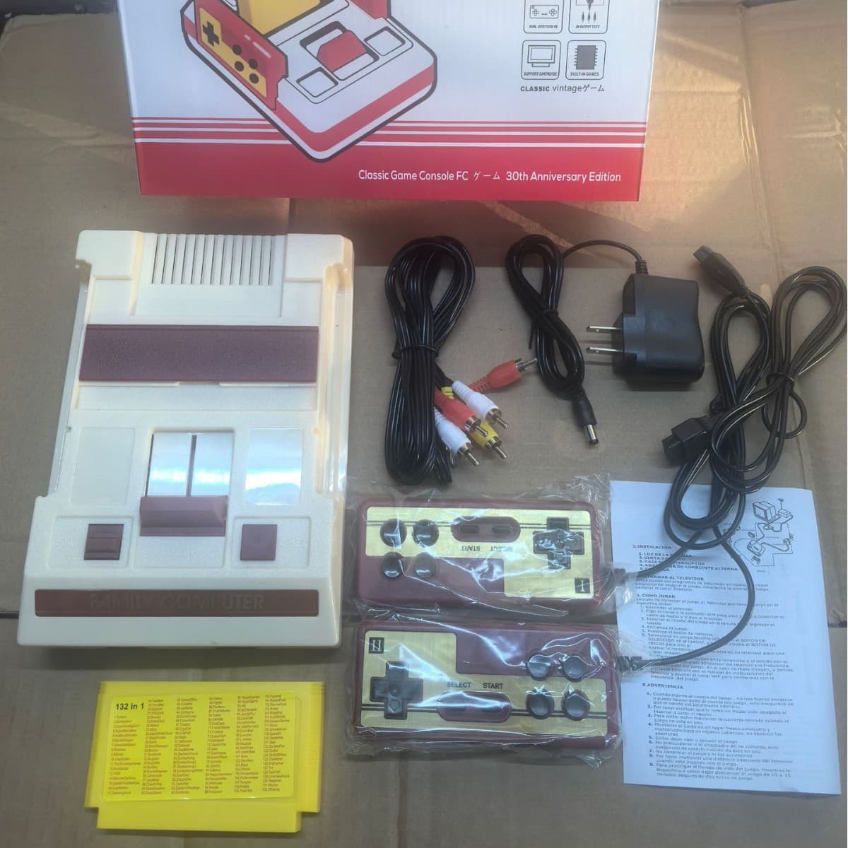 Cross-border NES classic retro TV game console red and white machine G105-AV500 in one FC game yellow card double play