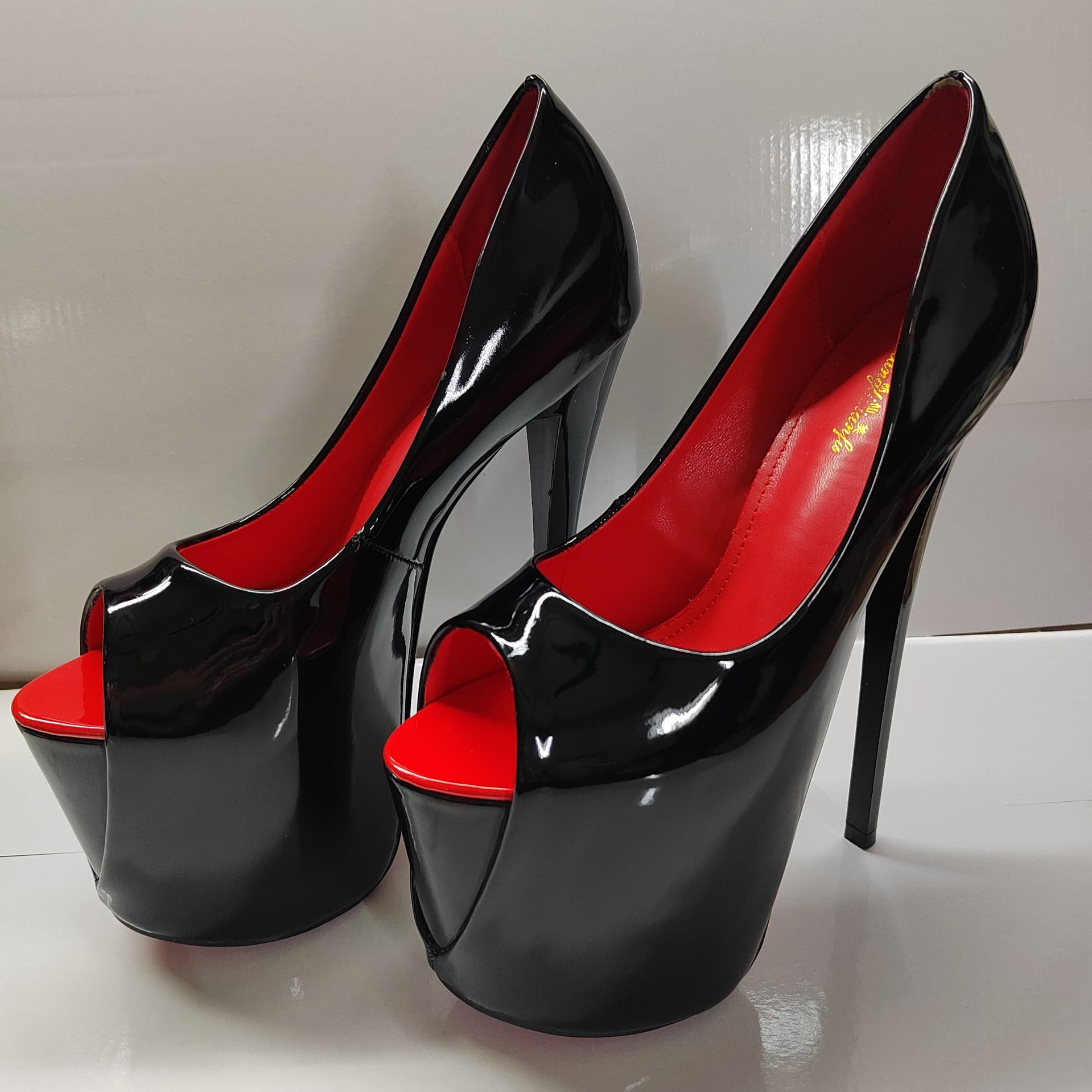 Sexy Red Fishmouth High Heels Women's Showbiz 19cm Thin Heel Cross-Border Large Size Single Shoes Round Toe PU Leather