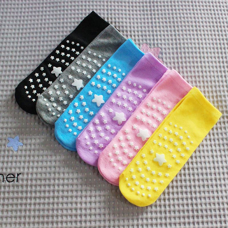 [Star Socks] Children's Anti-Slip Socks, Breathable and Moisture-Wicking, Mid-Calf Socks for Trampoline, Yoga, Playroom, Indoor Floor Socks