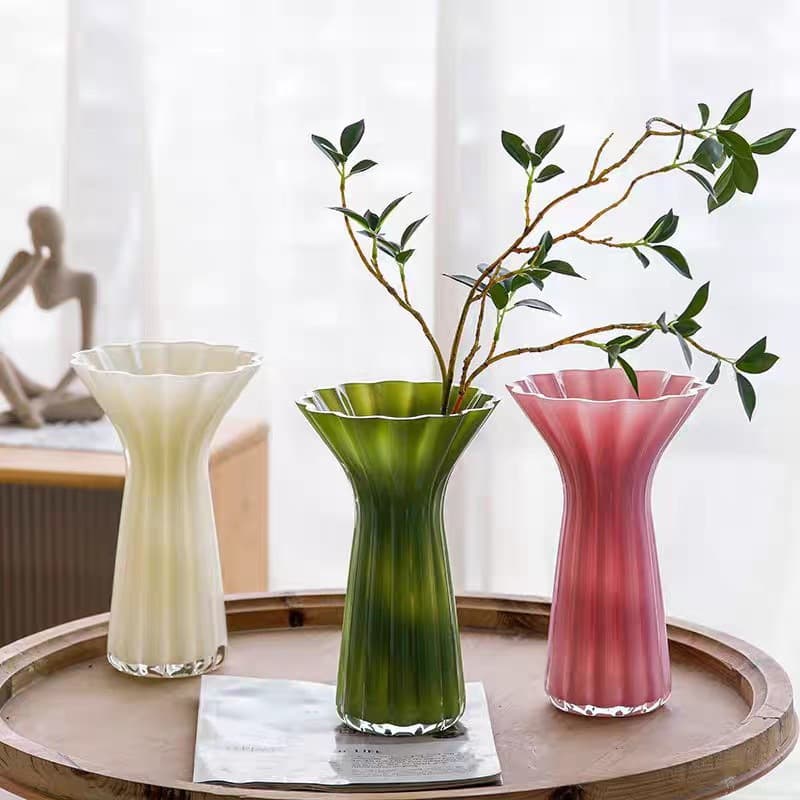 Lingshu Sunflower Vintage High-End Vase, Elegant Niche Hydroponic Flower Arrangement Creative Vase, Retro French Style