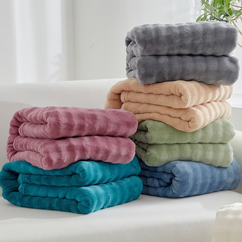 Class A Rabbit Plush Thick Warm Winter Fleece Cover Blanket, Milk Fleece Sofa Blanket, Coral Fleece Blanket All-Season Use