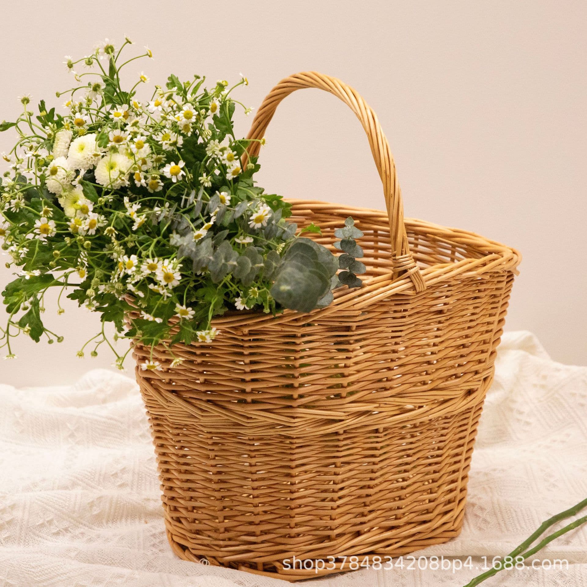Woven Rattan Flower Basket Handmade Handheld Floral Arrangement Basket Creative Gift Basket Home Decorative Storage Basket