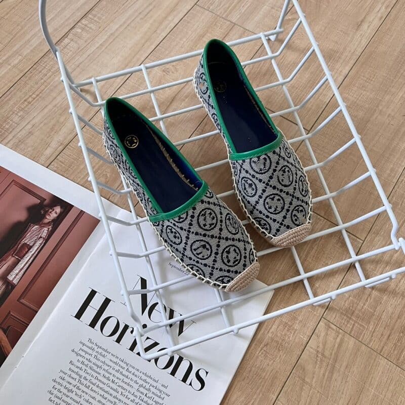 High-top T-brand embroidered loafer shoes for women, 2026 summer new cross-border Chanel-style slip-on casual flat shoes